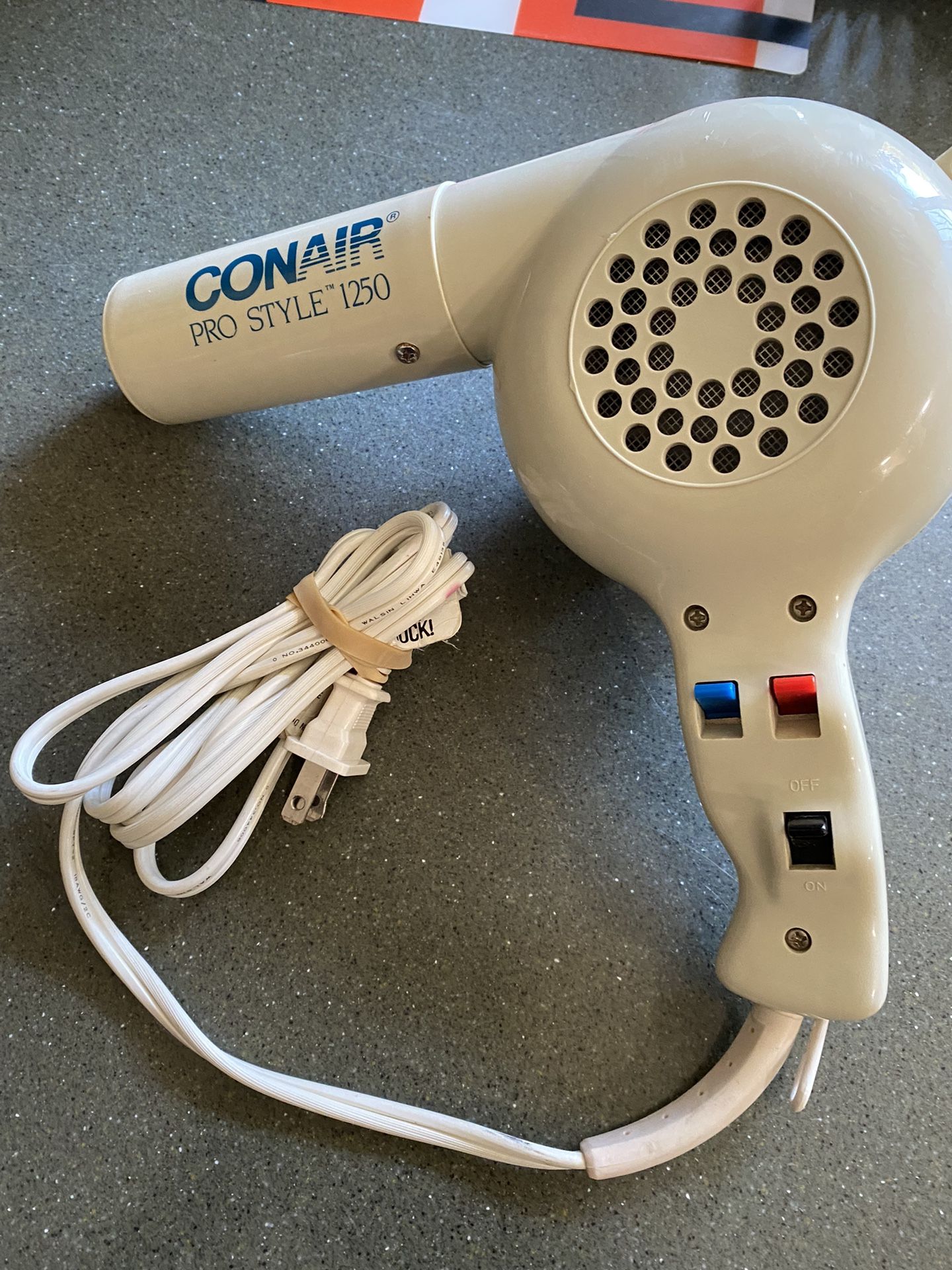 Conair - Hair Dryer