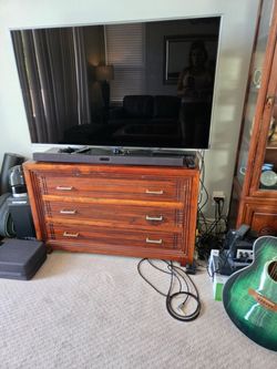 Dresser