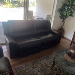 Leather Couch - Recliner 
