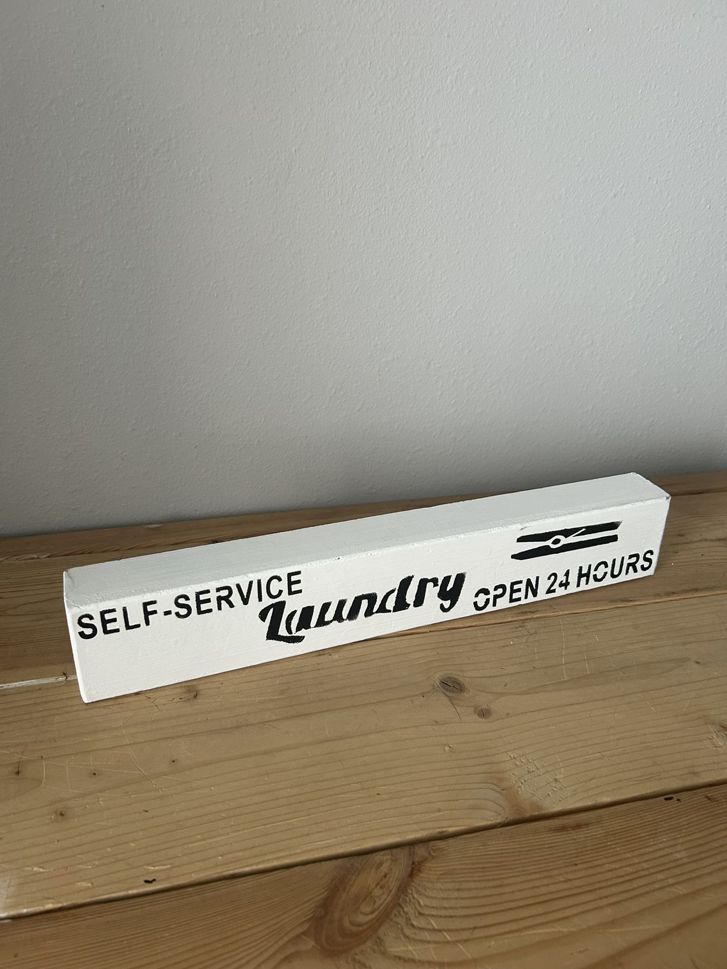 Laundry Sign