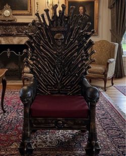 Bone Throne Halloween Chair