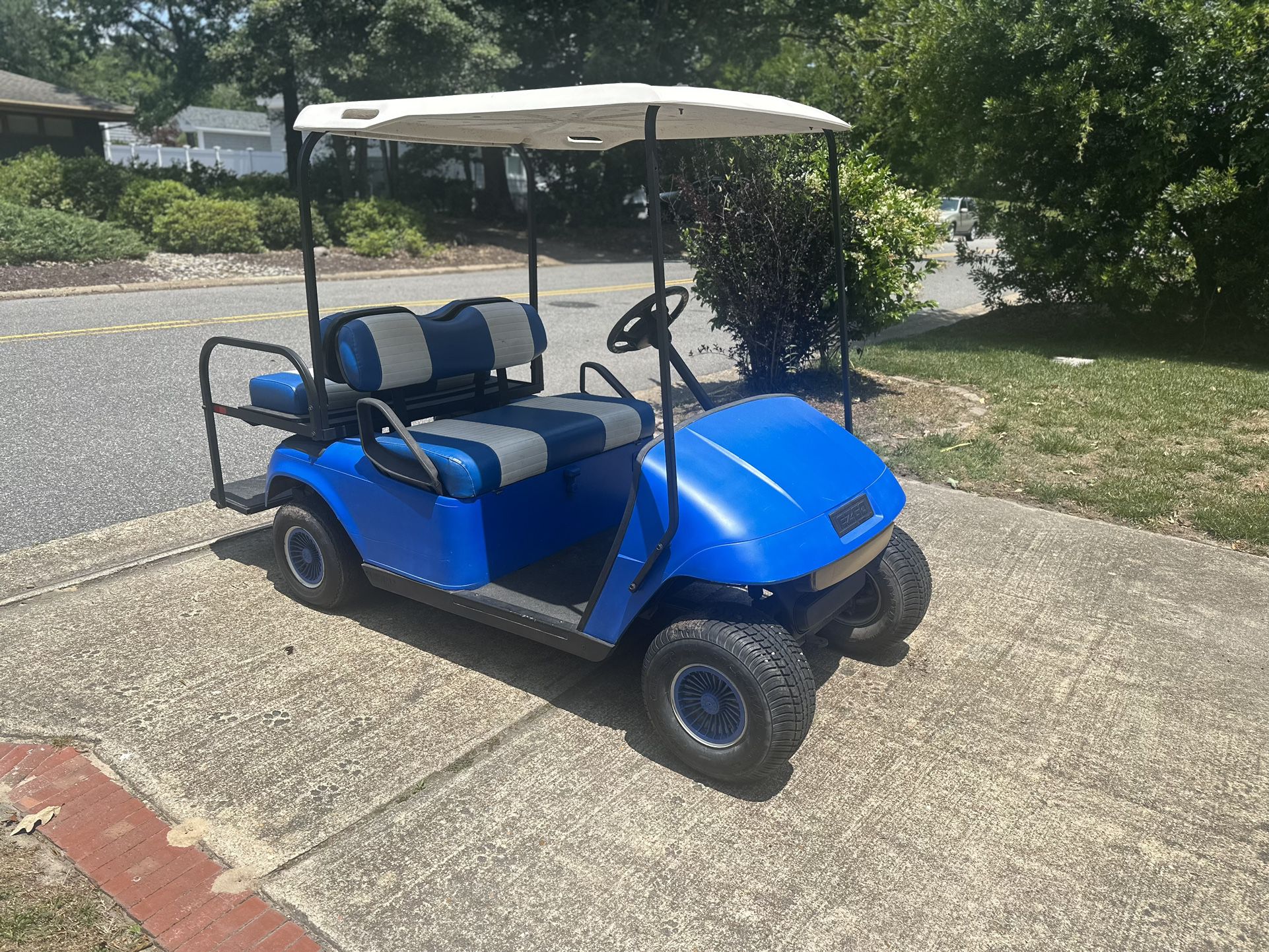 EZGo Golf Cart- Ready for summer! 