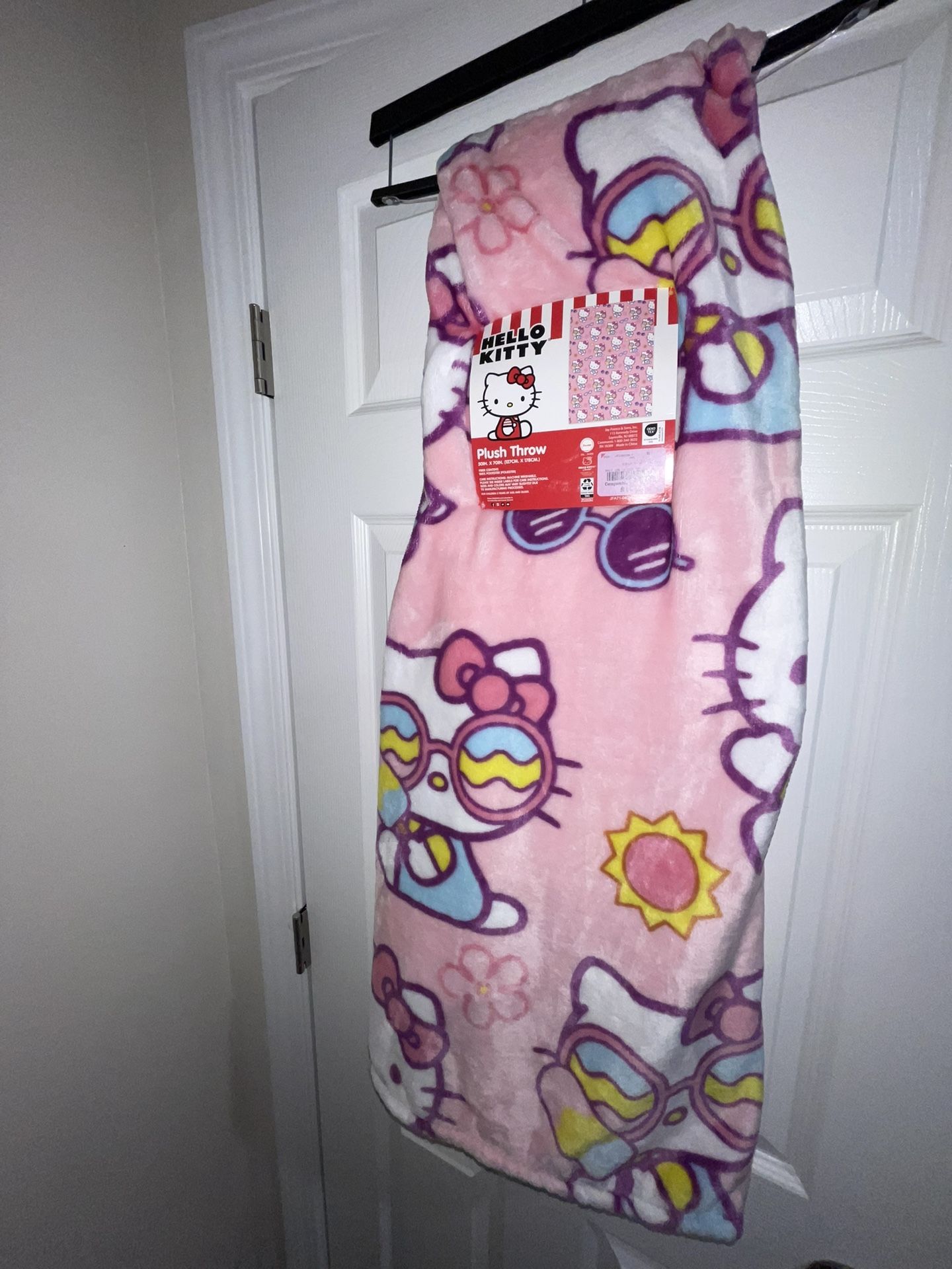 Hello Kitty Blanket