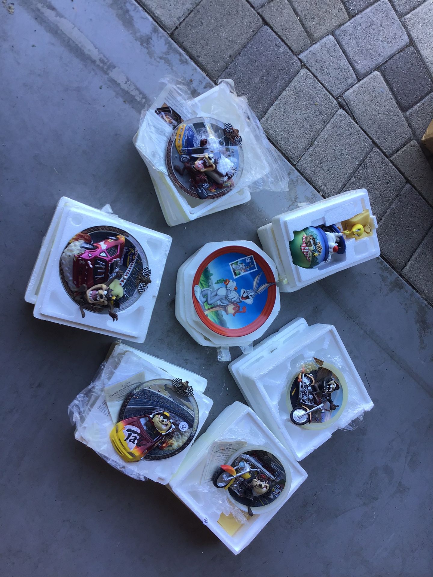 Looney Tunes Collectibles
