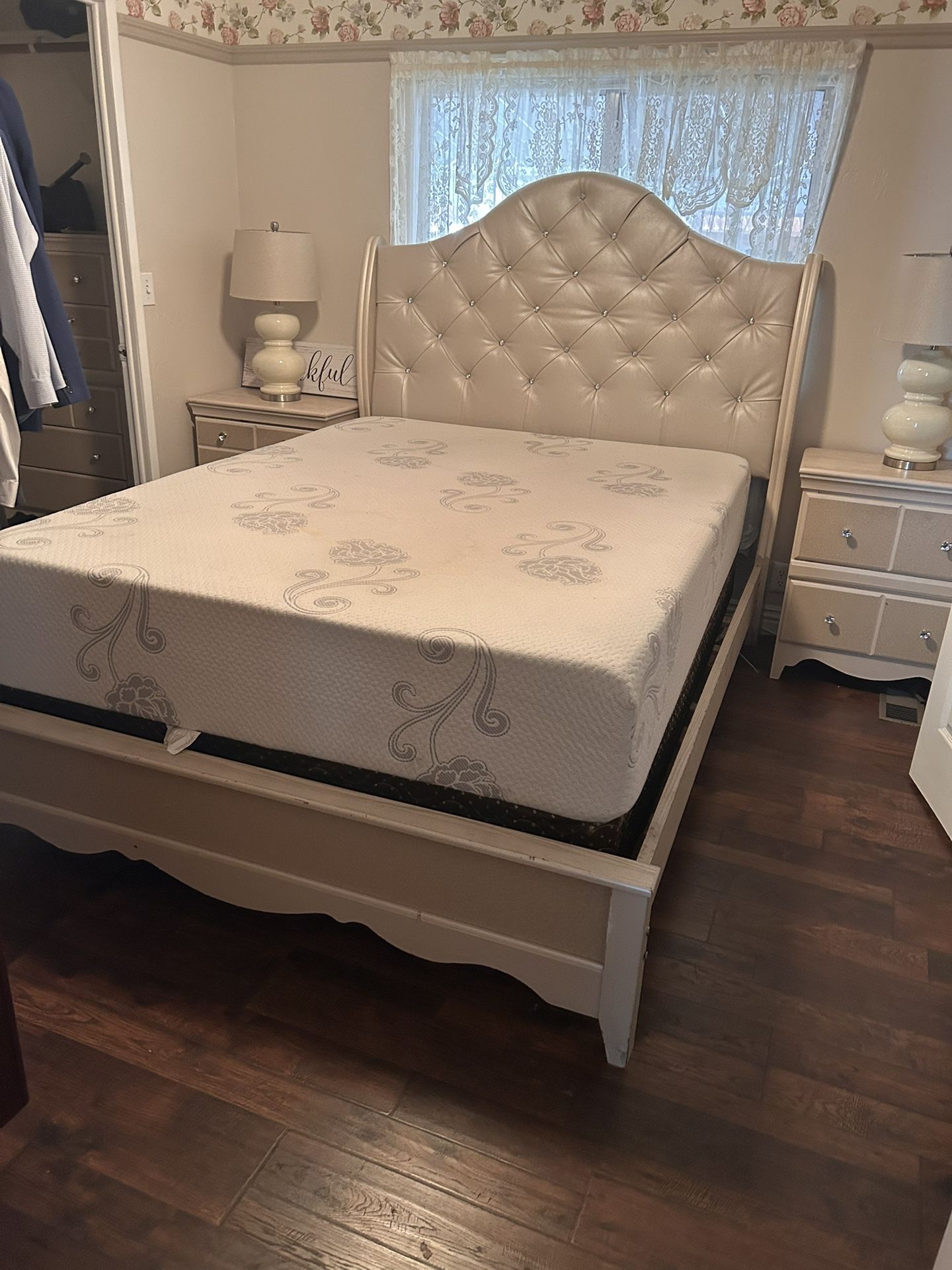 Bedroom Set