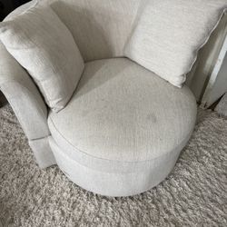 Small  Round Swivel Sofa 