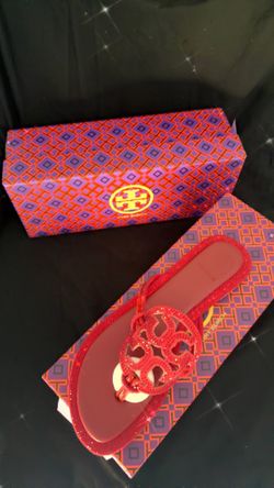 Tory sandals