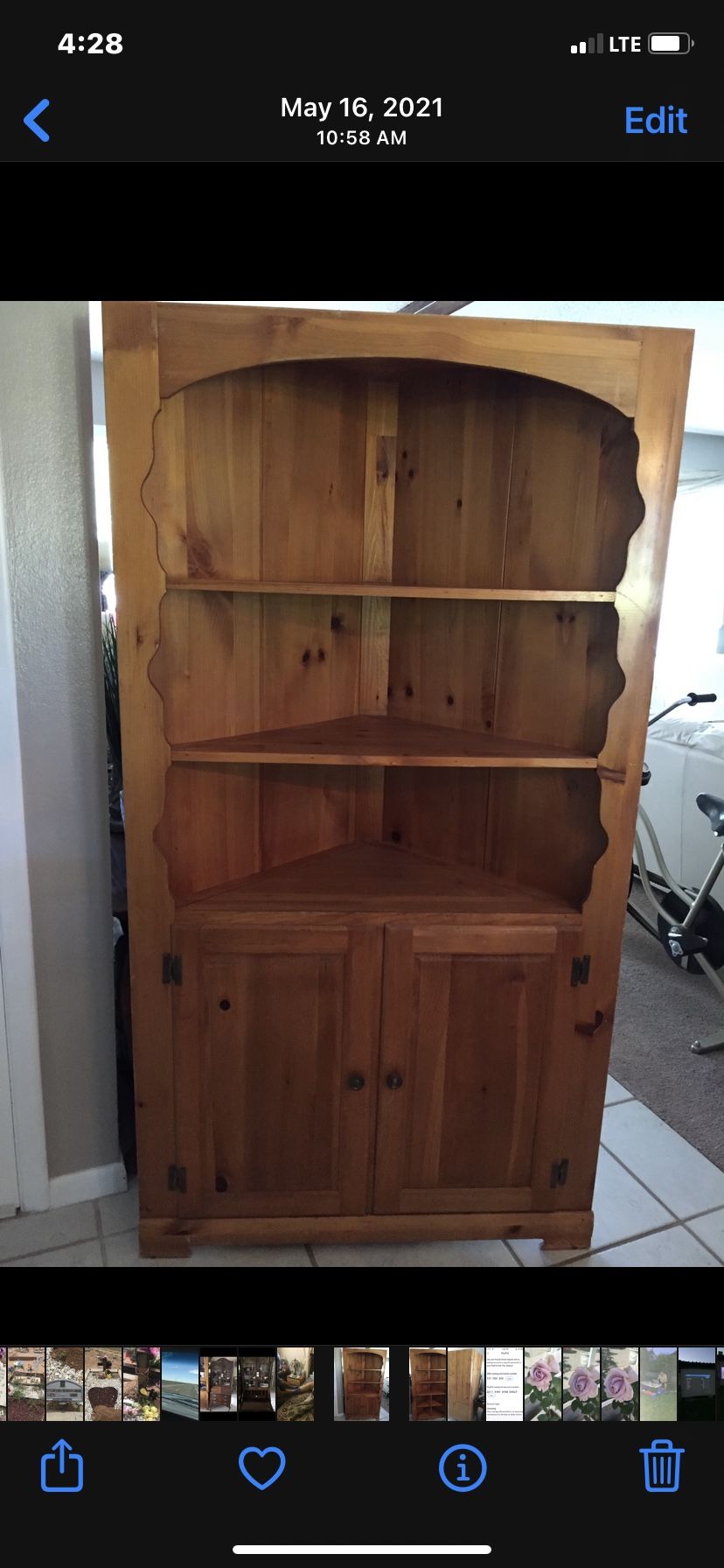VINTAGE CORNER SHELF