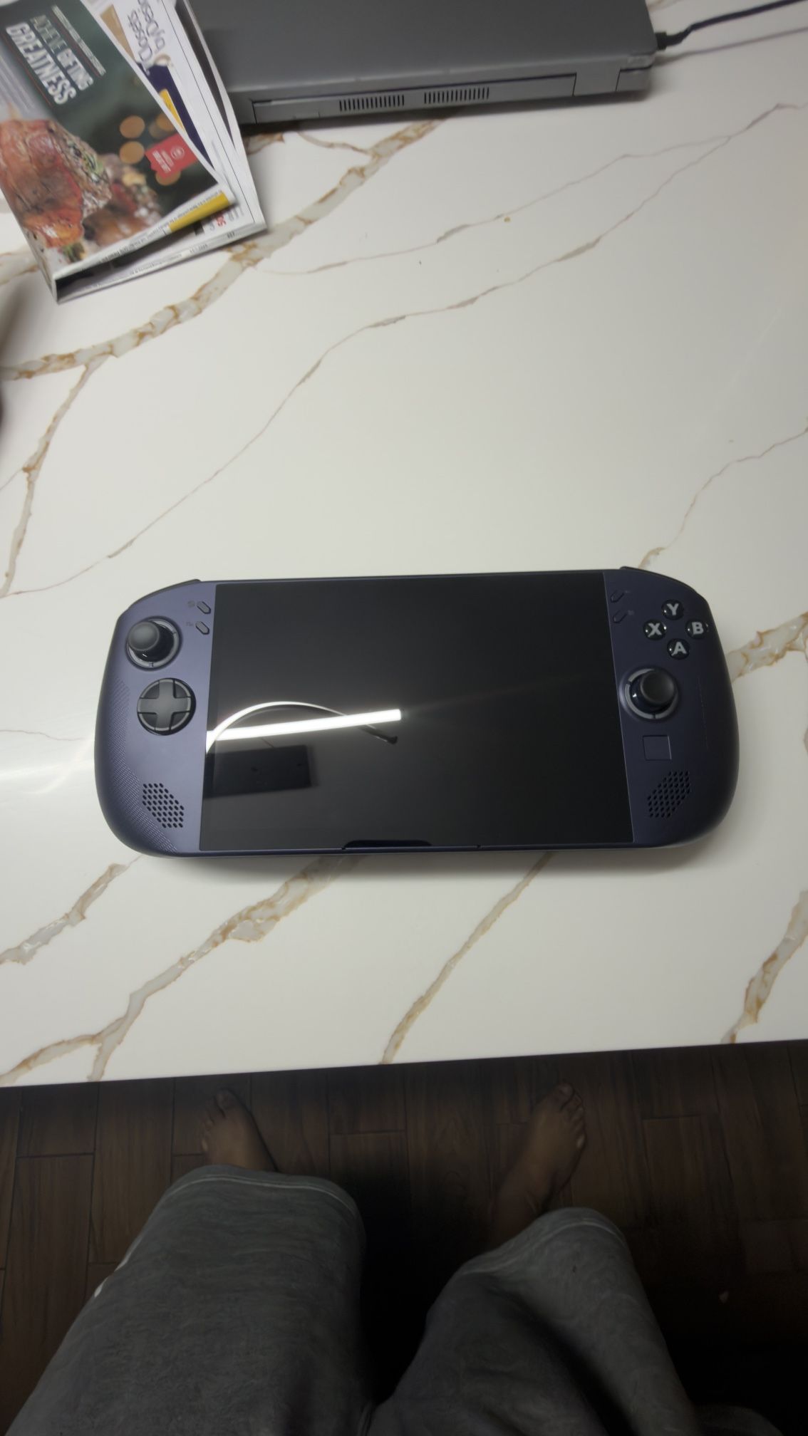 Legion Go S 8 120Hz - AMD Ryzen Z2 Go 16GB with 512GB