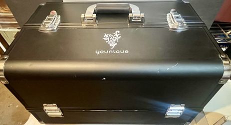 Black Trunk Train Carry Case *New Cond