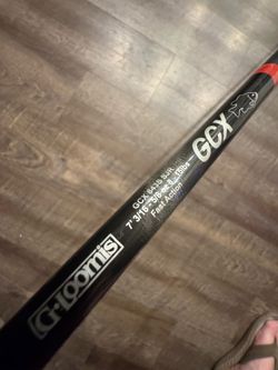 Gloomis GCX 843 spinning 7’ inshore style spinning fishing rod.