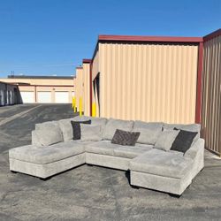 Sectional Couch 
