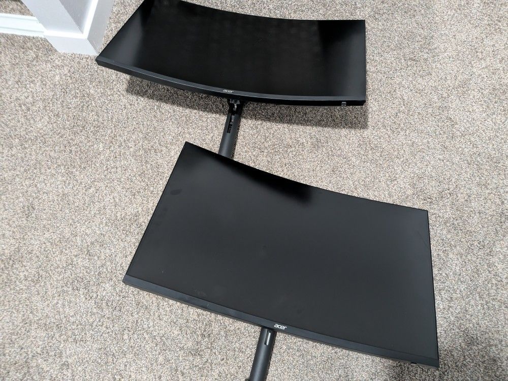 2 Acer Nitro 31.5 Inch Monitors WQHD