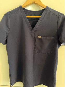 Figs navy blue women’s scrub set- $20