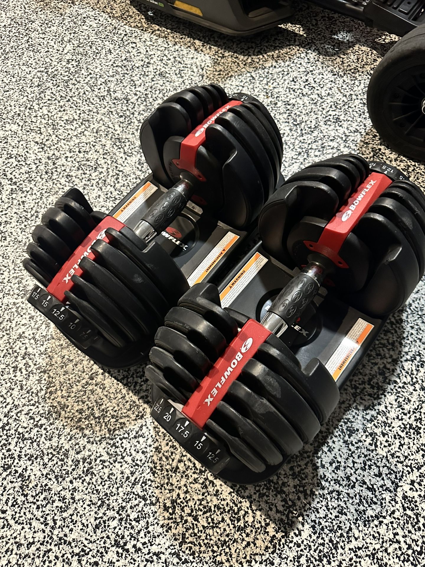 *** SALE *** BOWFLEX SELECTECH 552 HD ADJUSTABLE DUMBBELL SET *** SALE ***