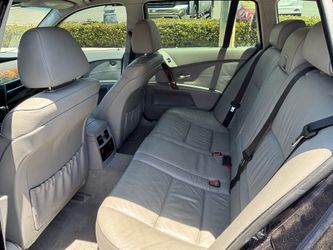 2006 BMW 530