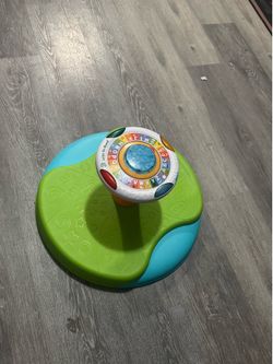 Toddler spin toy
