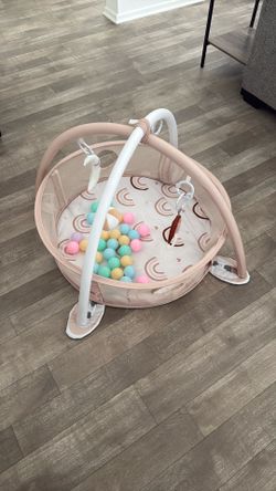 Activity Gym Ball Pit