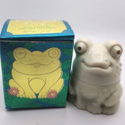 Vintage Collectible Moonwind Cream Sachet AVON Enchanted Frog 1.25 Oz

