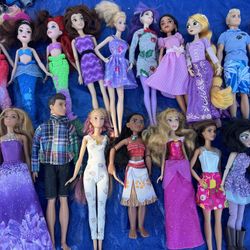 Full Barbie Doll Collection And Clothing 