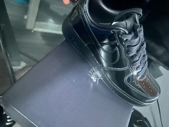 Black Nike Air Force’s