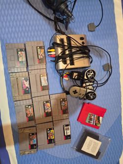 Nintendo/Super Nintendo player 2 controllers and games