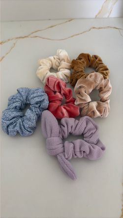 Hair scrunchies 6 pieces