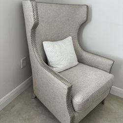 ✨ Elegant Wingback Accent Chair – Nailhead Trim / Neutral Fabric ✨