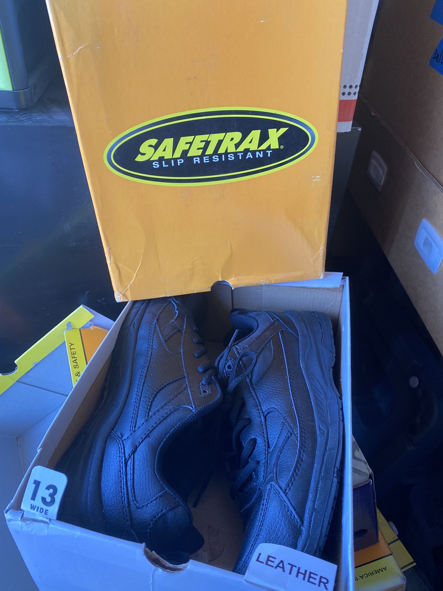 Like New - Safetrax Slip Resistant Work Shoes $20