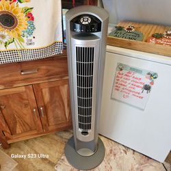 Lasko Tower Fan Silver