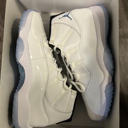 Jordan 11 Legend Blue 