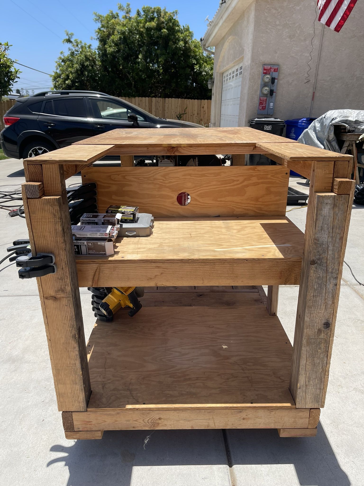 Table Saw Rolling Bench 