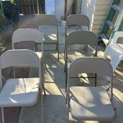 6 Folding Chairs