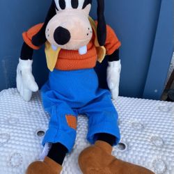 22 Inch Goofy Plush