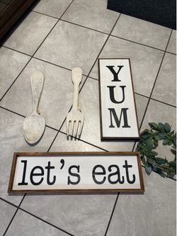 Farm kitchen items