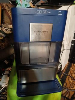ice maker Frigidaire Nugget Ice Maker
