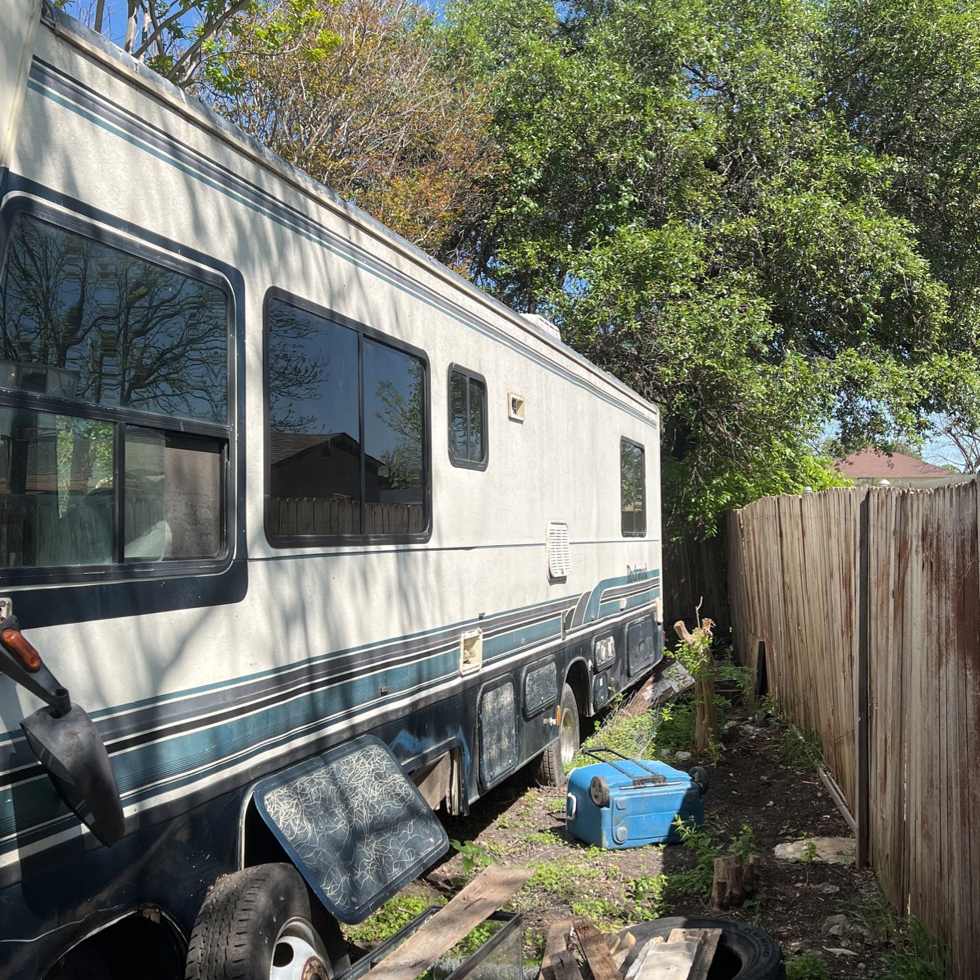 1998 Ford Rockwood RV for Sale in San Antonio, TX - OfferUp