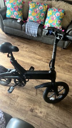 Jason bike when I bought it cost me 2000 everything works good condition. Couple scratches, but that’s it