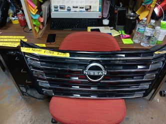2024-25 Nissan Rogue Grill
