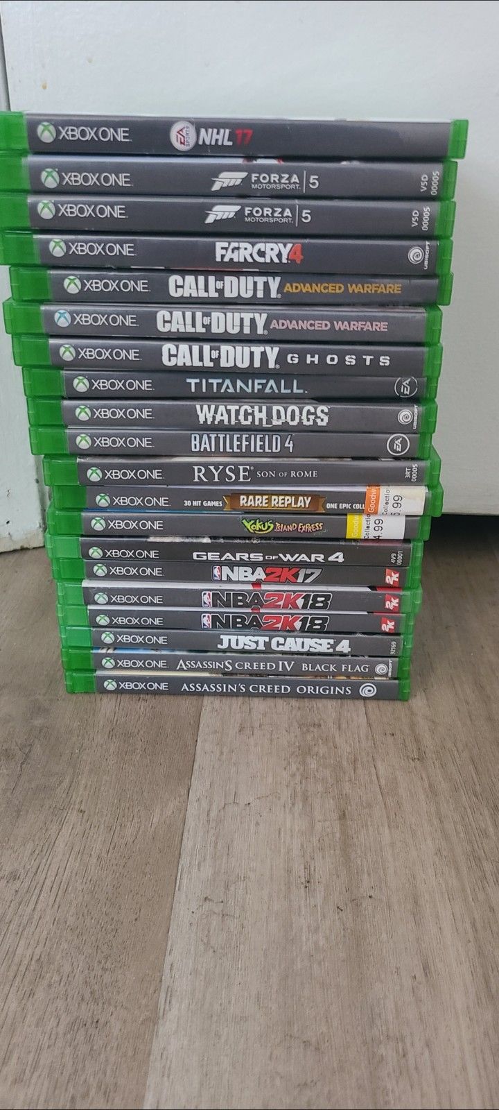 Xbox one 4 games for $30 only well not sell less then 4 games