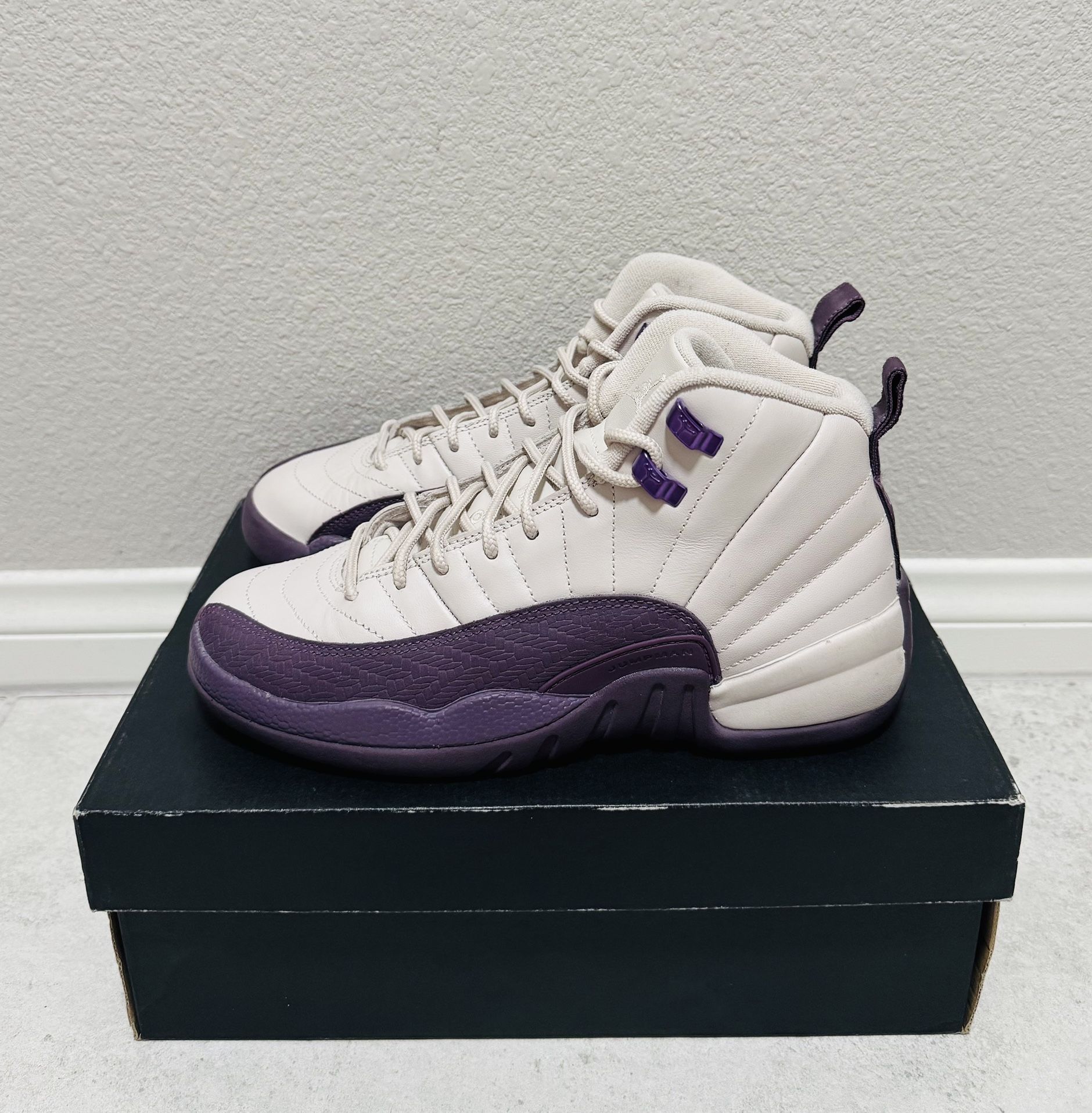 Jordan 12 Retro ‘Desert Sand’ 2018 Sz 6Y