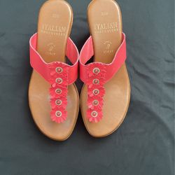 Coral flower wedges