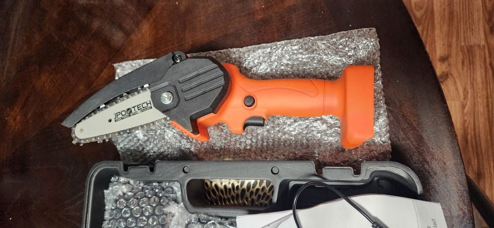 Mini Chainsaw Cordless