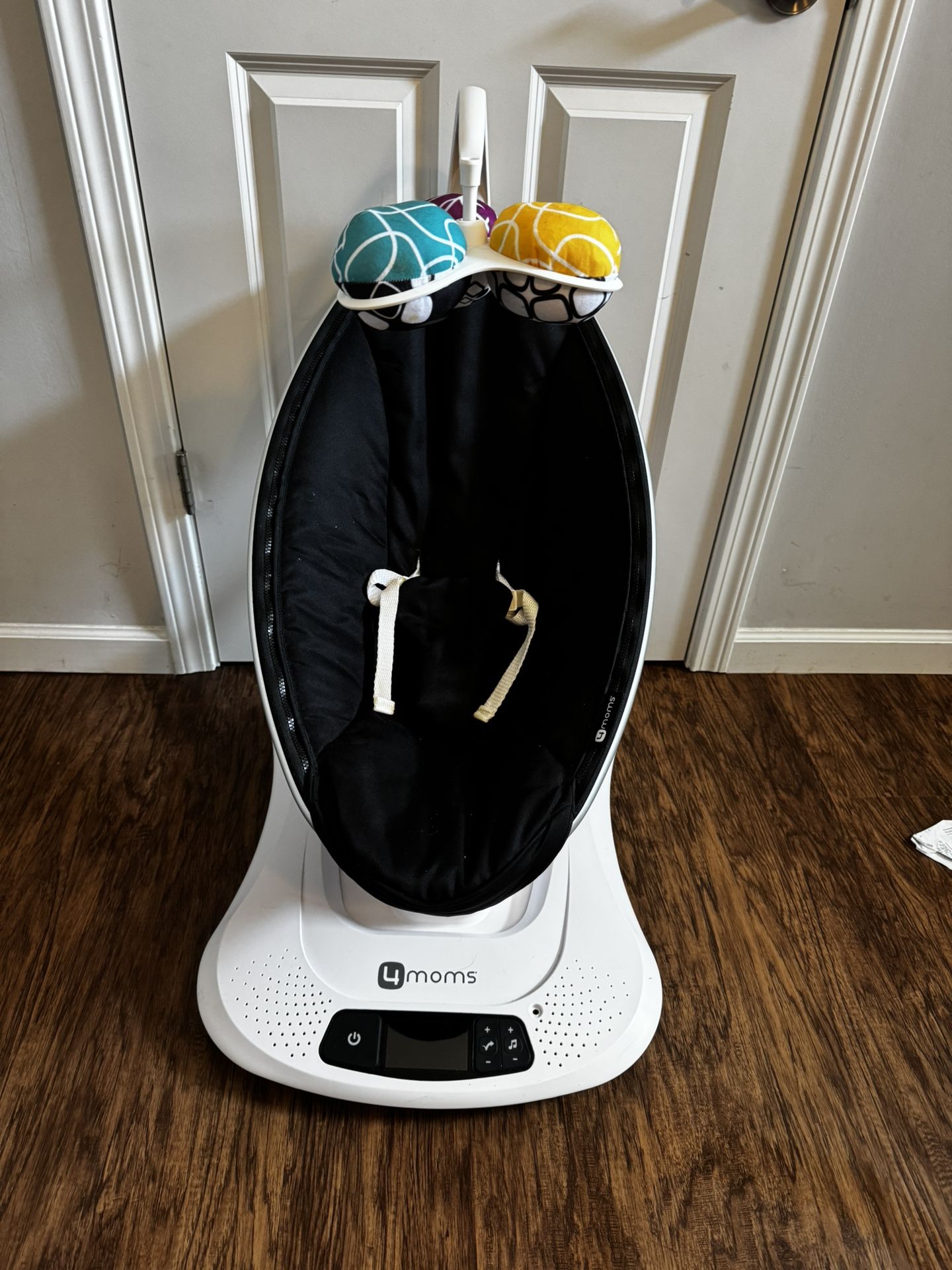 MamaRoo Swing