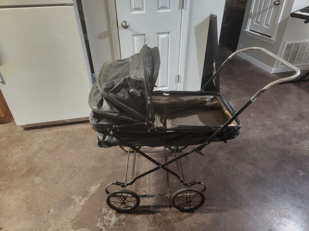 Victorian Stroller