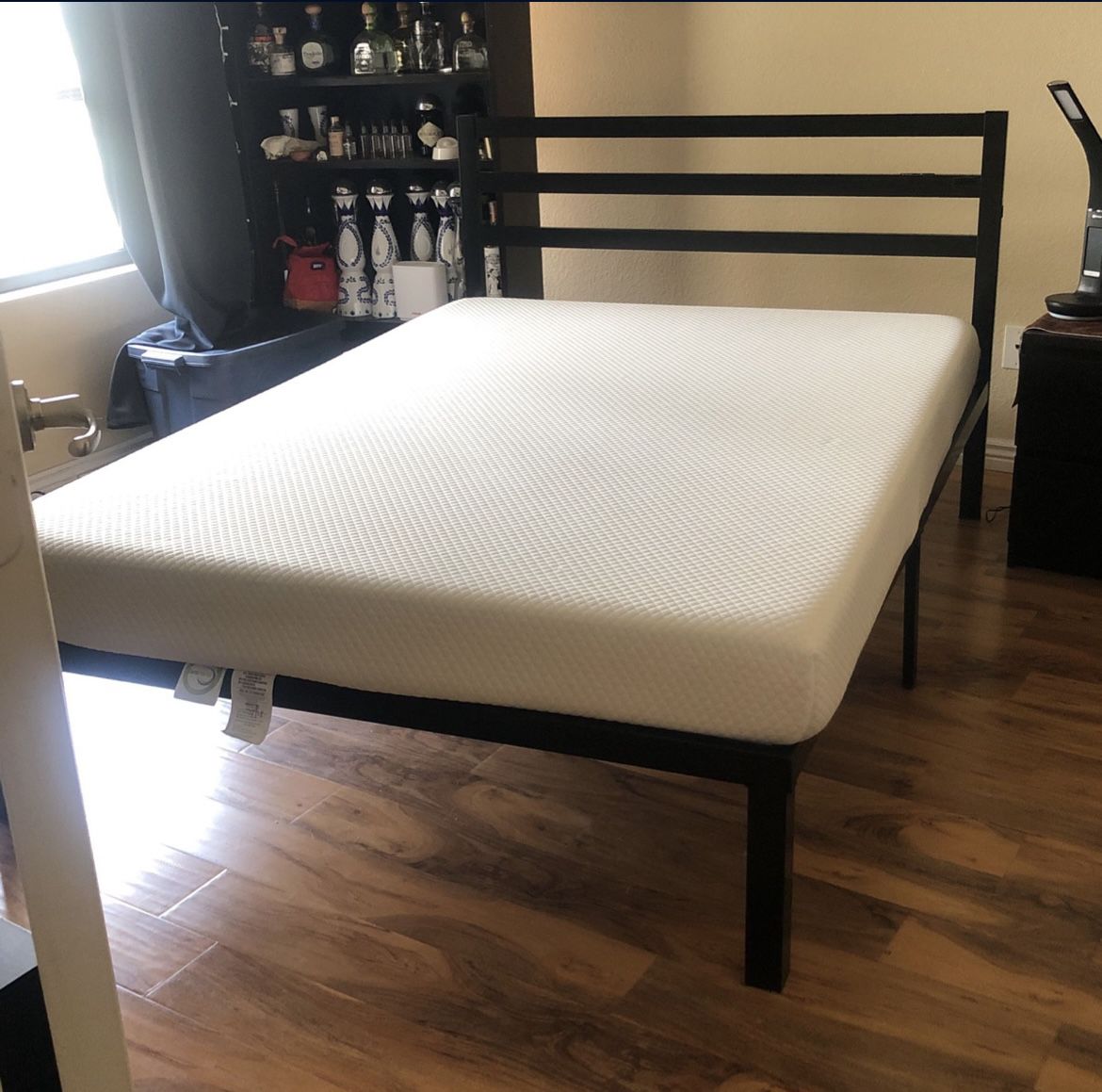 Full Size Metal Bed Frame & Mattress 