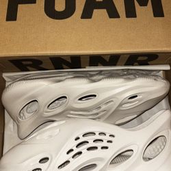 Yeezy Foam Runner