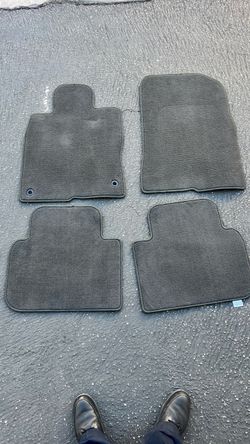 2023 Honda civic Si mat and etc