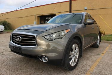 2015 INFINITI QX70