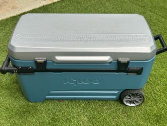 Igloo Ice Chest Glide 110 Quart 32 inch
